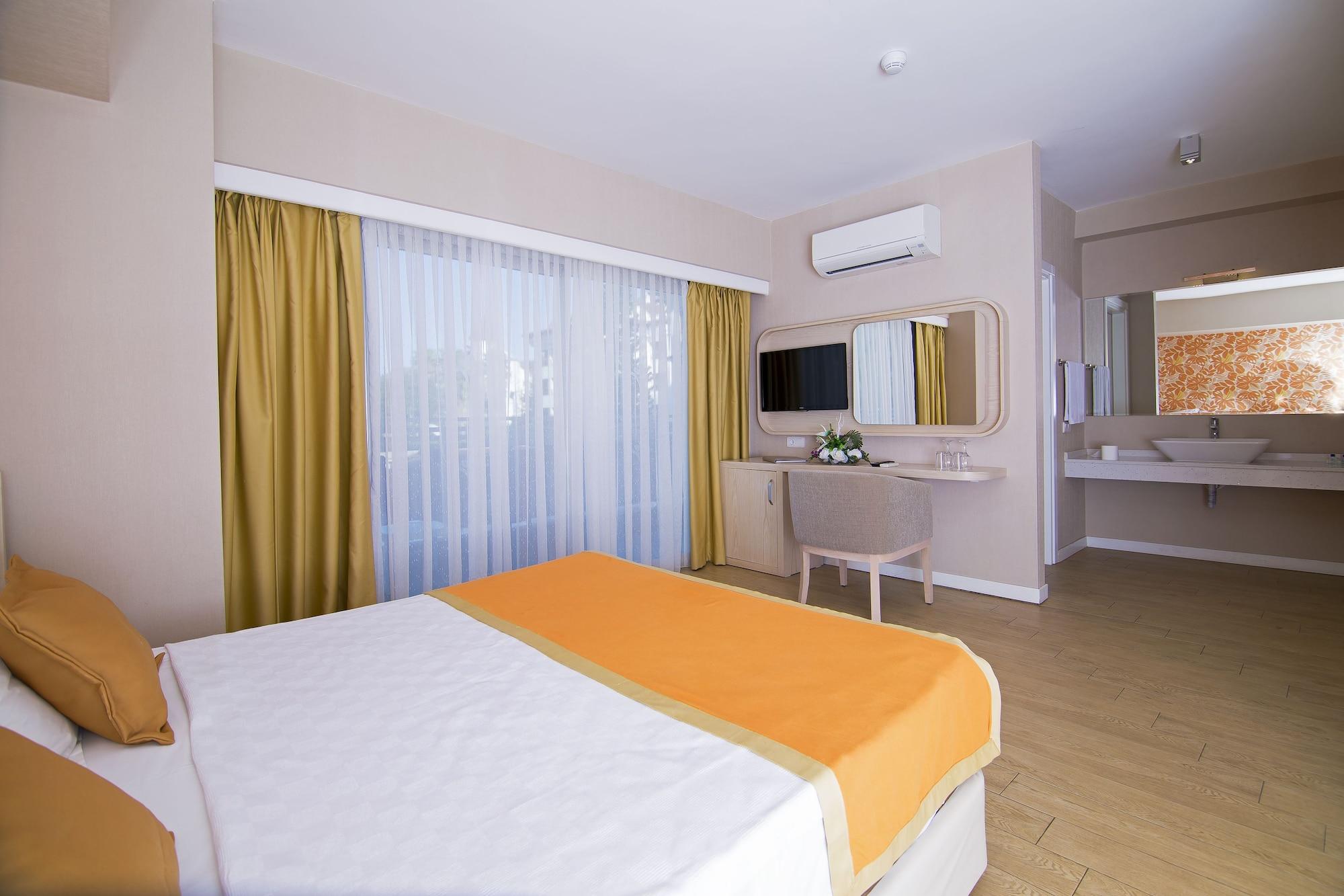 Mirage World Hotel İçmeler Kültér fotó