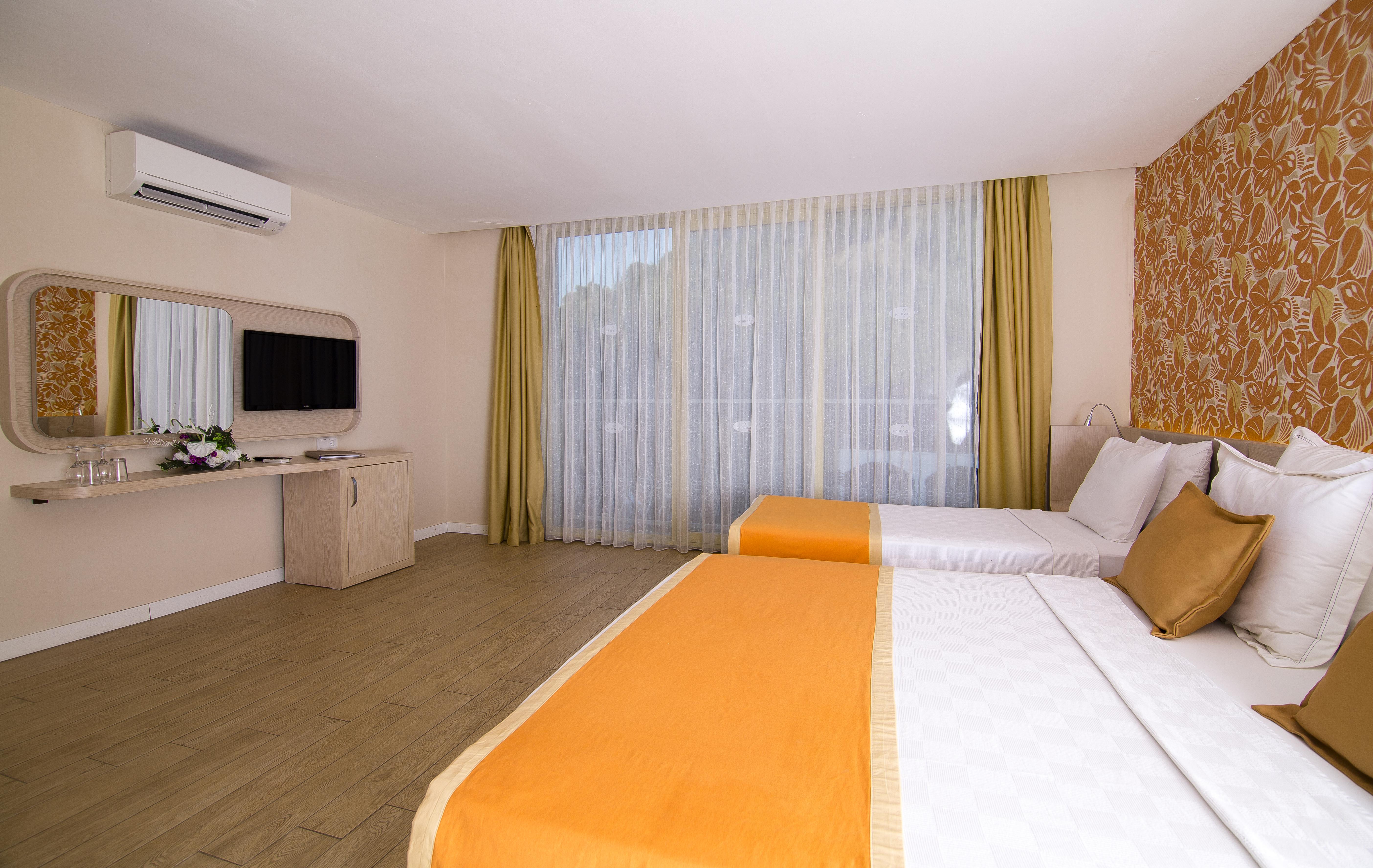 Mirage World Hotel İçmeler Kültér fotó