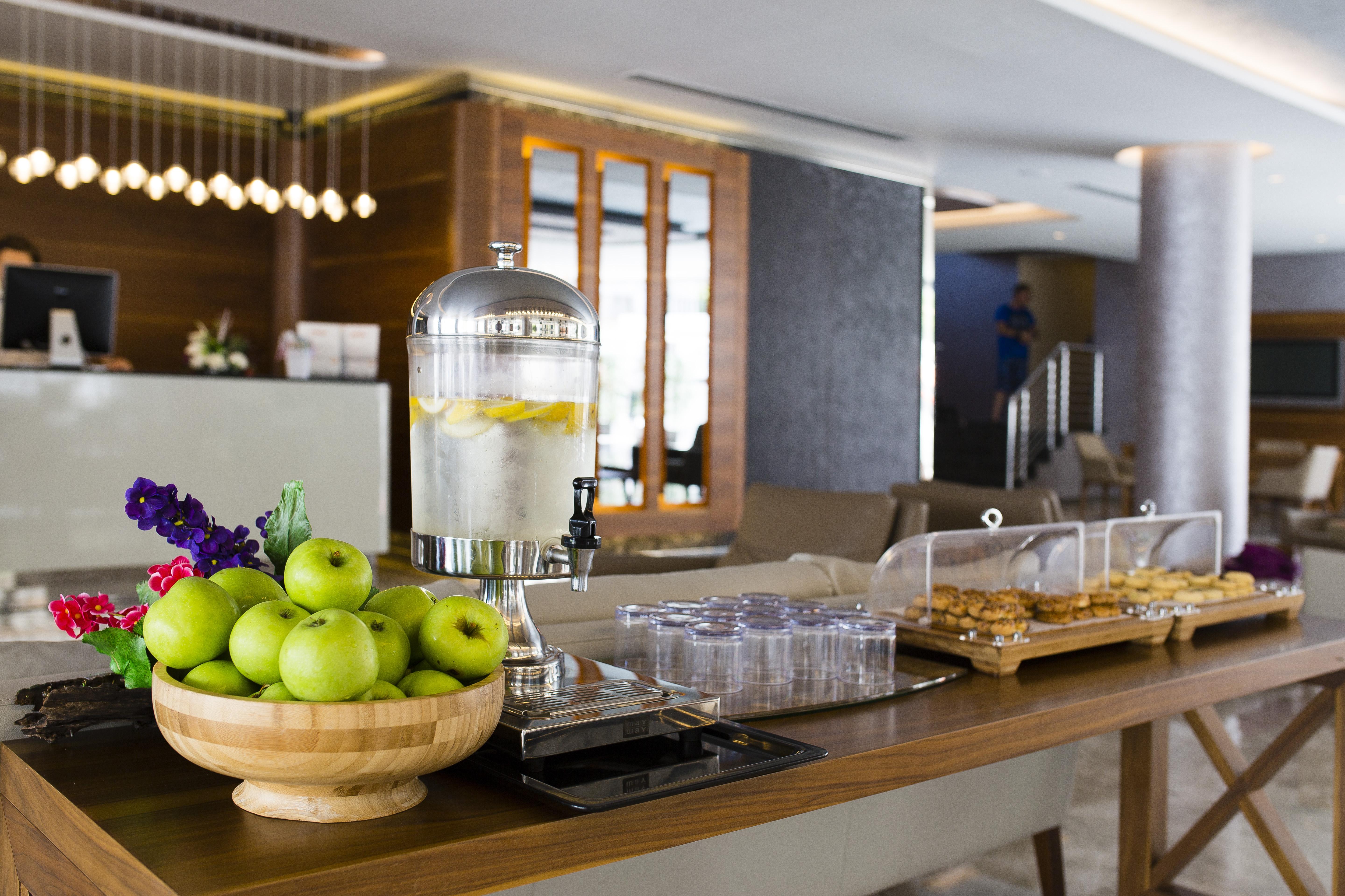 Mirage World Hotel İçmeler Kültér fotó