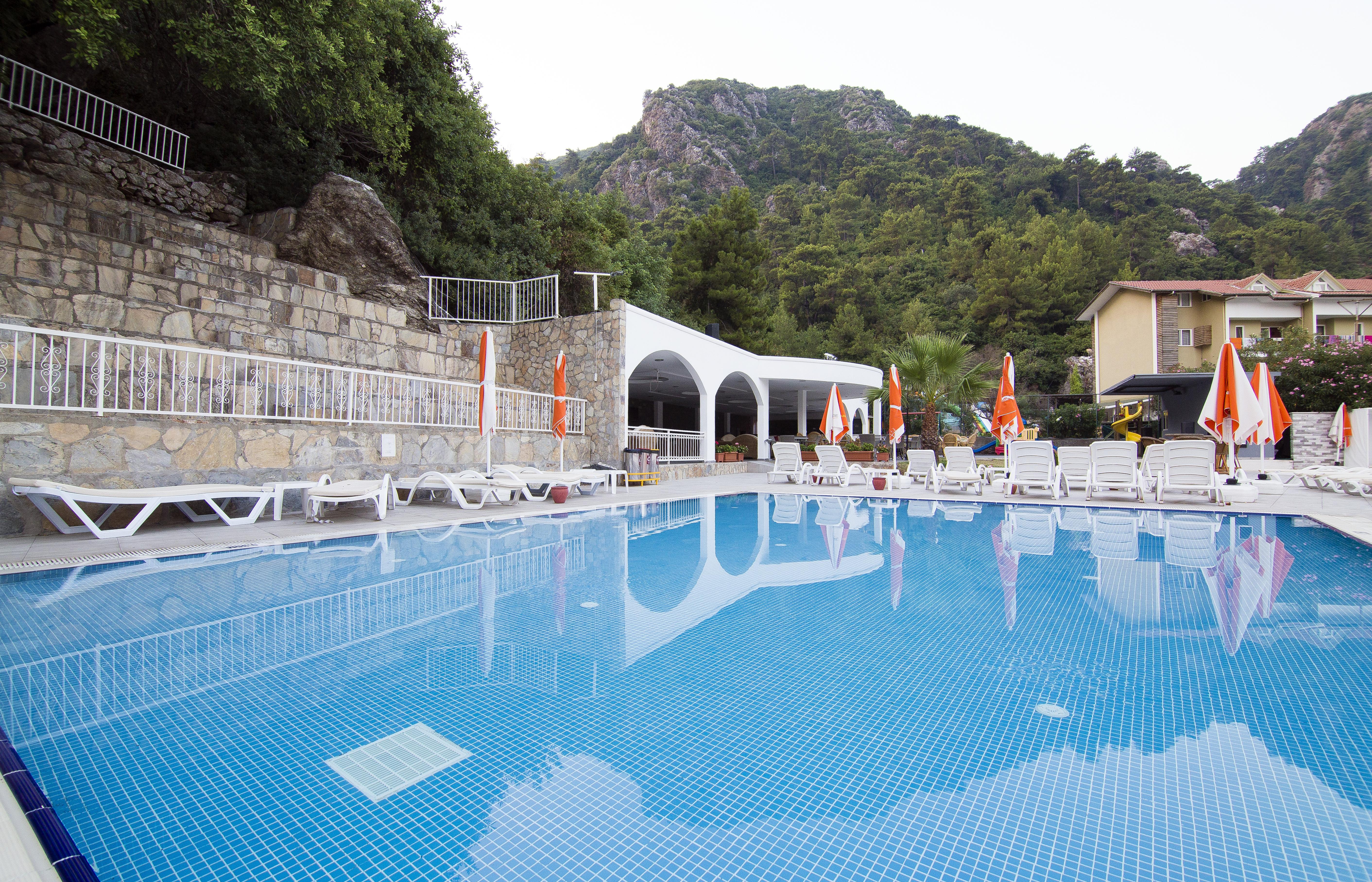 Mirage World Hotel İçmeler Kültér fotó
